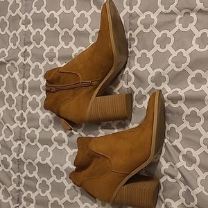 heeled booties